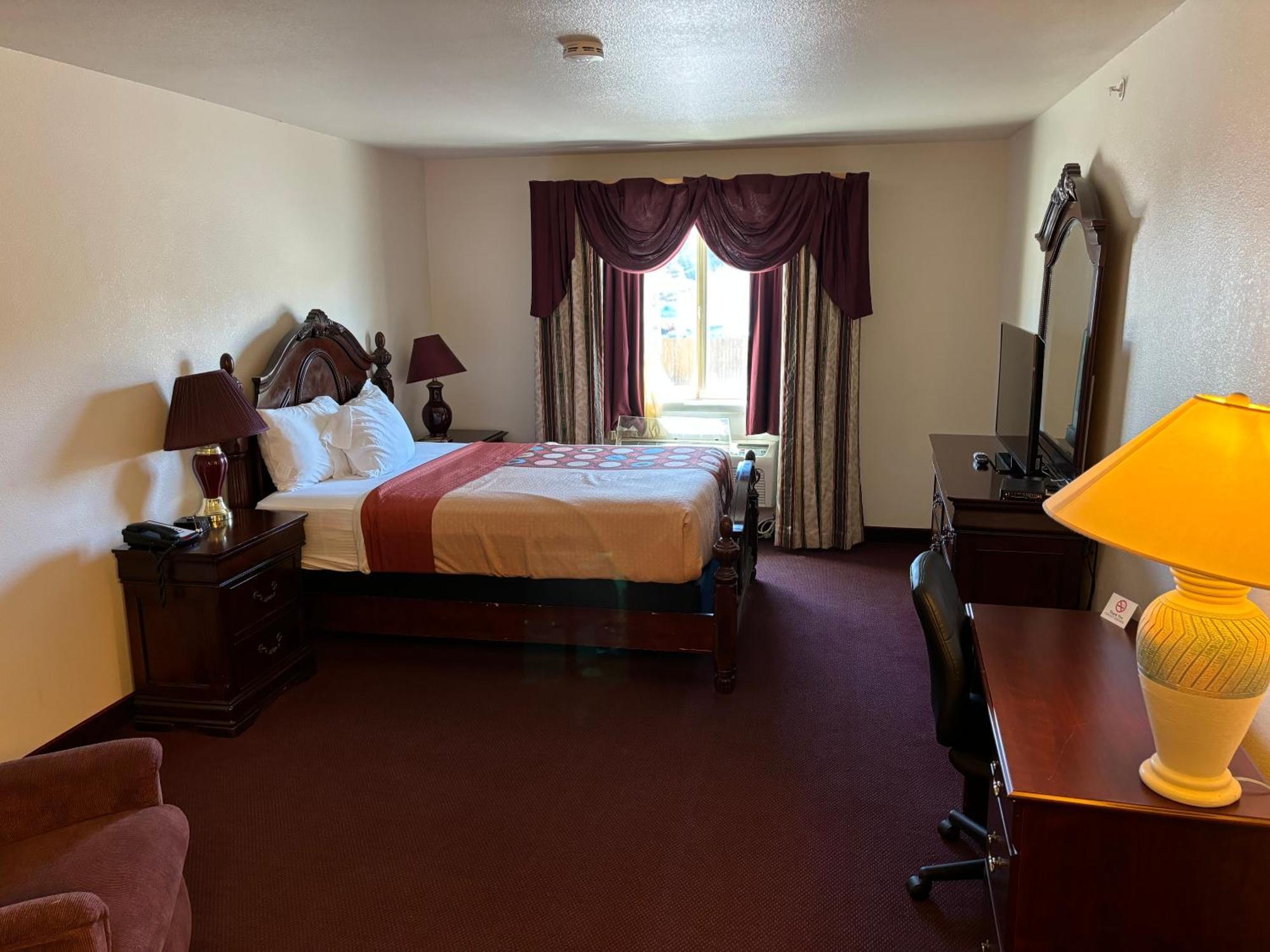 Hotel Super 8 By Wyndham Rexburg Esterno foto